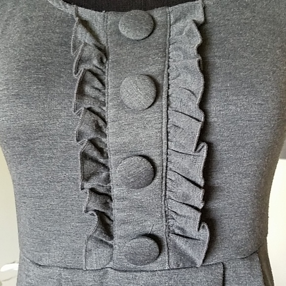 Adorable gray dress - Picture 7 of 7